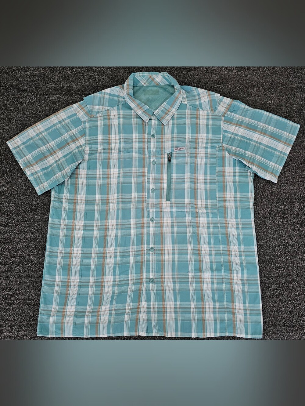 Columbia Men's Medium Teal Short Sleeve Button-up Kestrel Trail Il Vented Back